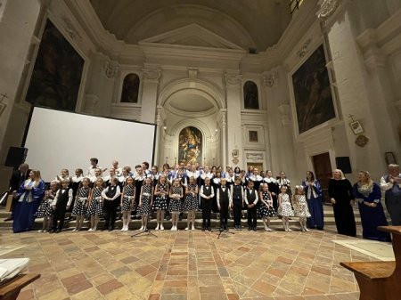 Гран-при сводного хора ДМШИ №10 в VIII Международном конкурсе «GRAND FESTIVAL» (Италия, 2022)