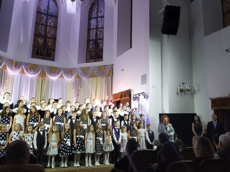 "Рождественские встречи в кругу друзей"